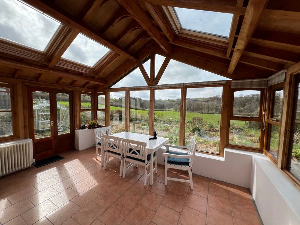 Property photo 3 of 45