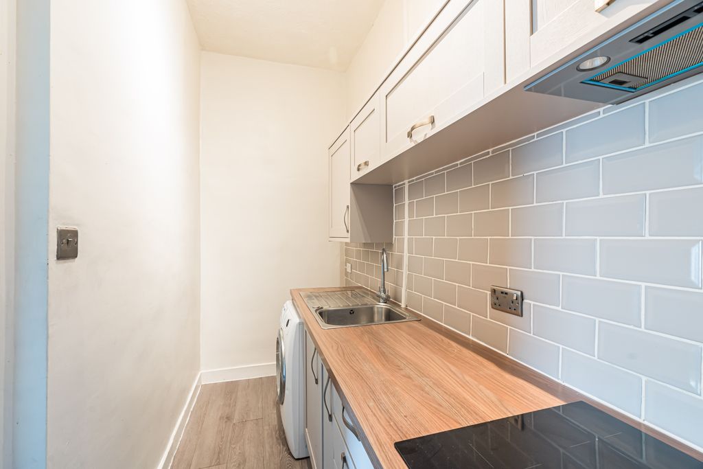 Property photo 3 of 19 Property Image 3