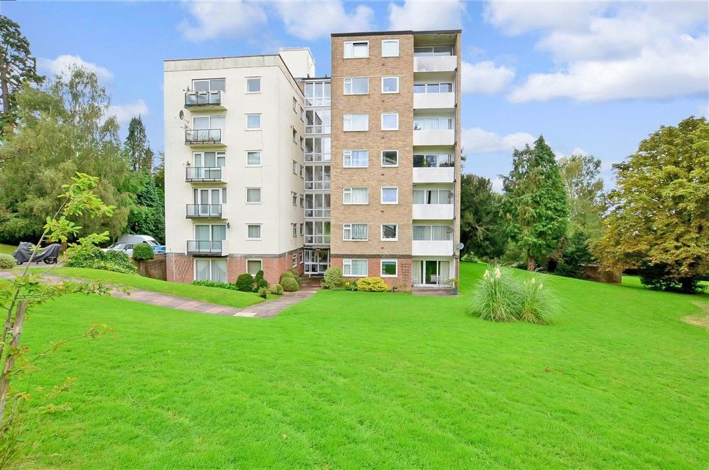 Property photo 2 of 11 External (Brochure)