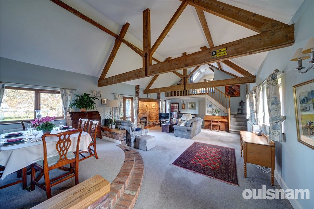 Property photo 3 of 33 Picture No. 19