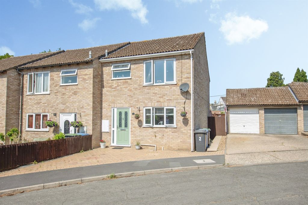 Property photo 1 of 19