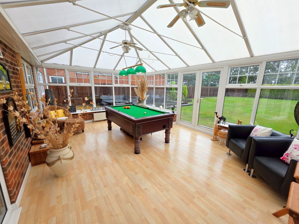 Property photo 2 of 34