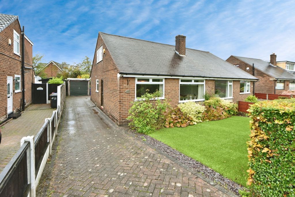 Property photo 1 of 16 Front