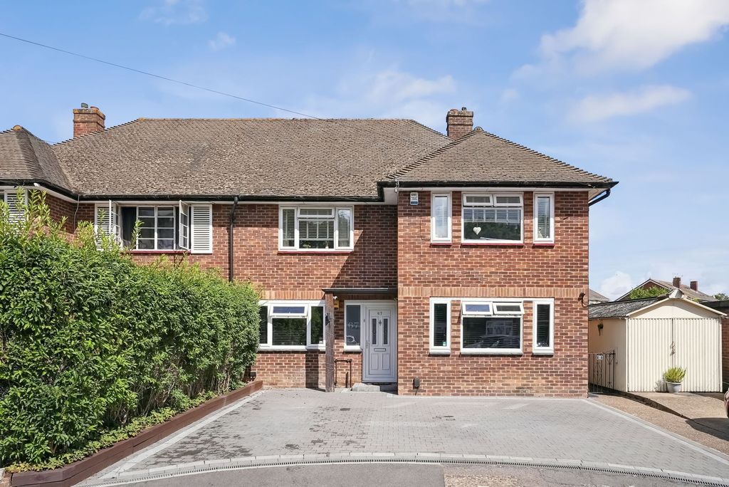 Property photo 1 of 10