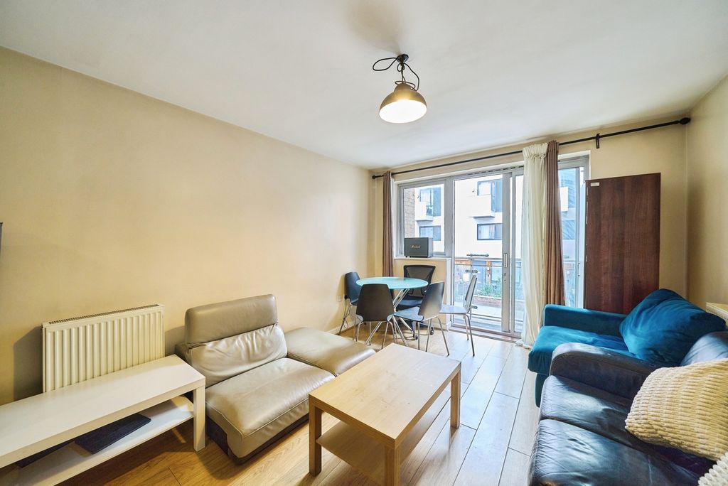 Property photo 3 of 20 Pbox-Img.Jpg