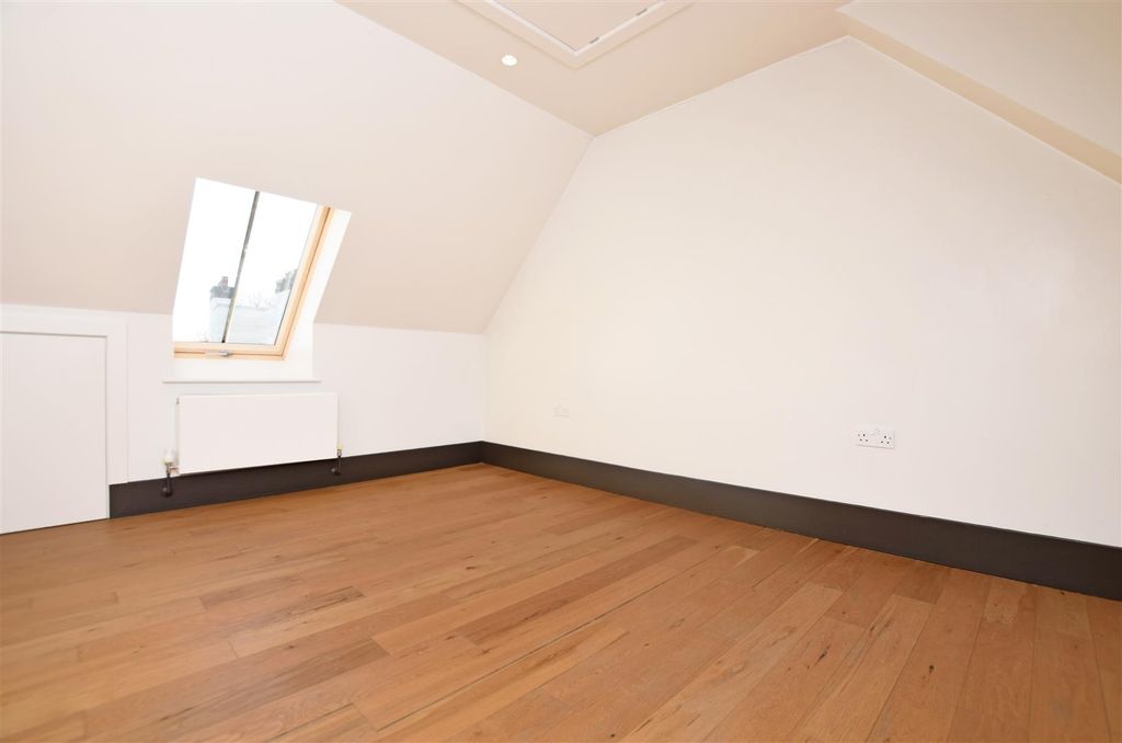 Property photo 3 of 7 Property Photo