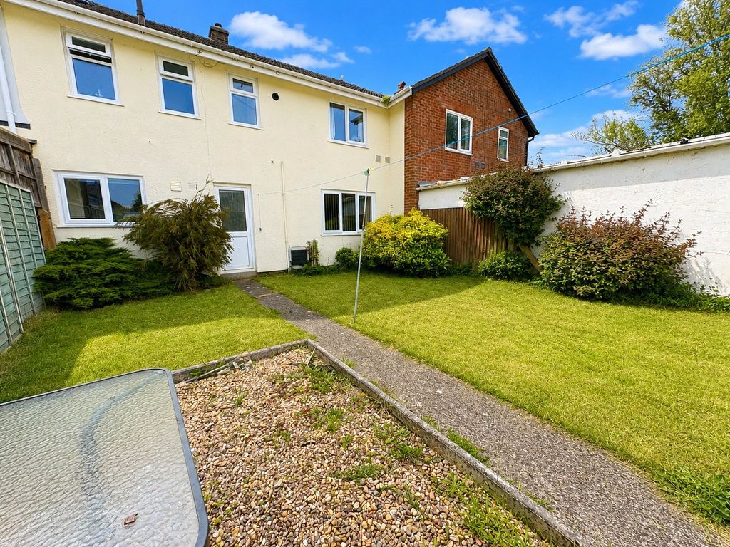 Property photo 3 of 11 3 - Picture No. 13
