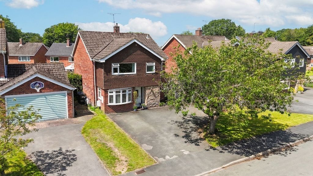 Property photo 1 of 24