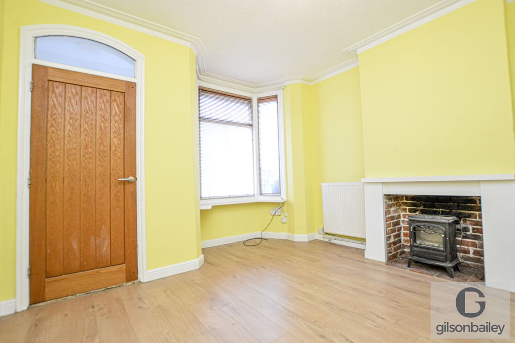 Property photo 2 of 10 1-Dsc_0573