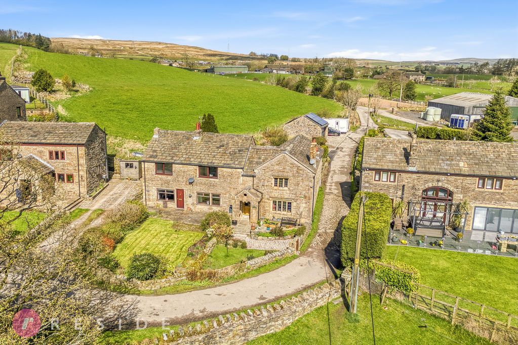 Property photo 3 of 29 Cottage