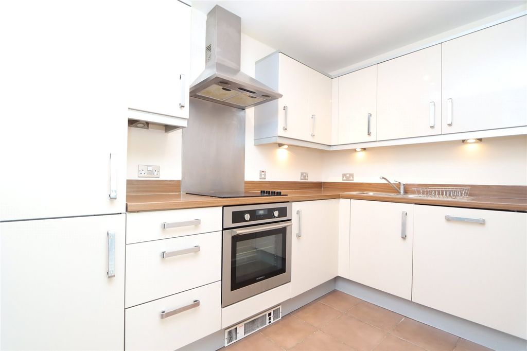 Property photo 2 of 15 Picture No. 02