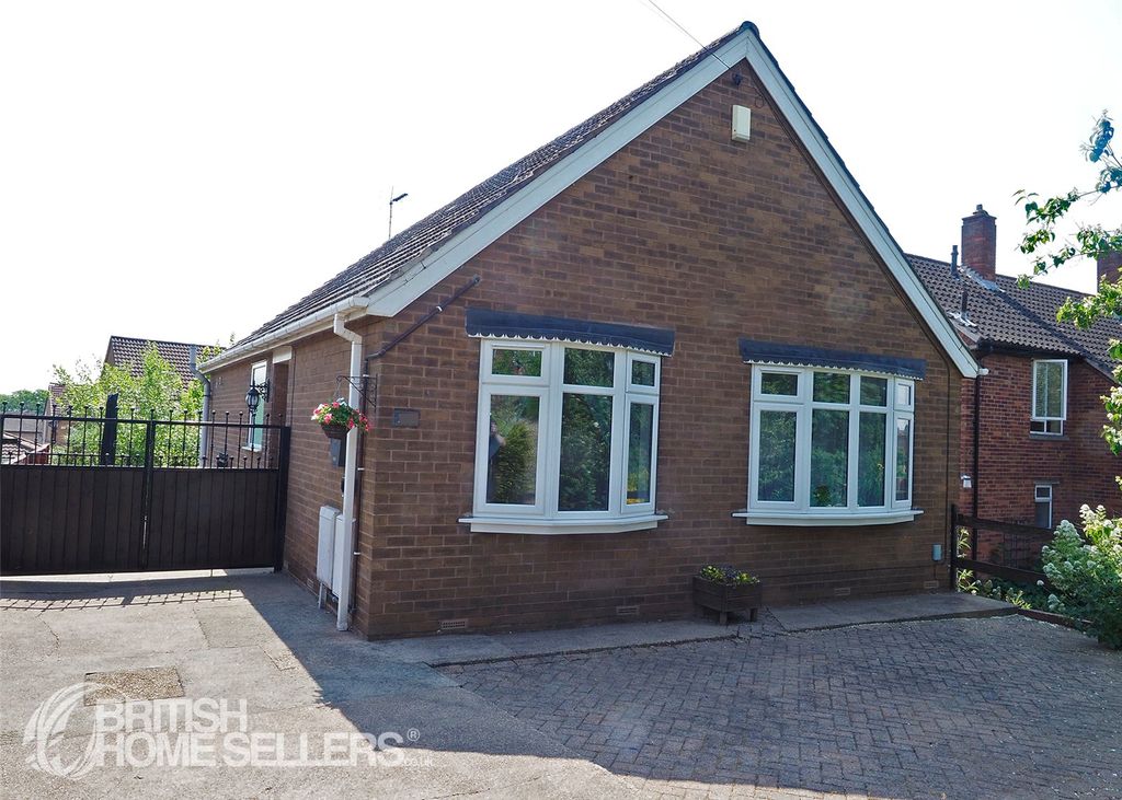 Property photo 2 of 18 Picture No. 23