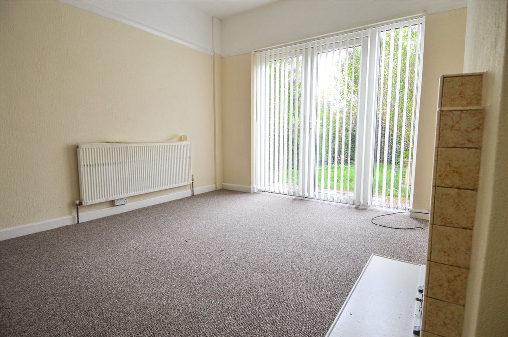 Property photo 3 of 13 Picture No. 12