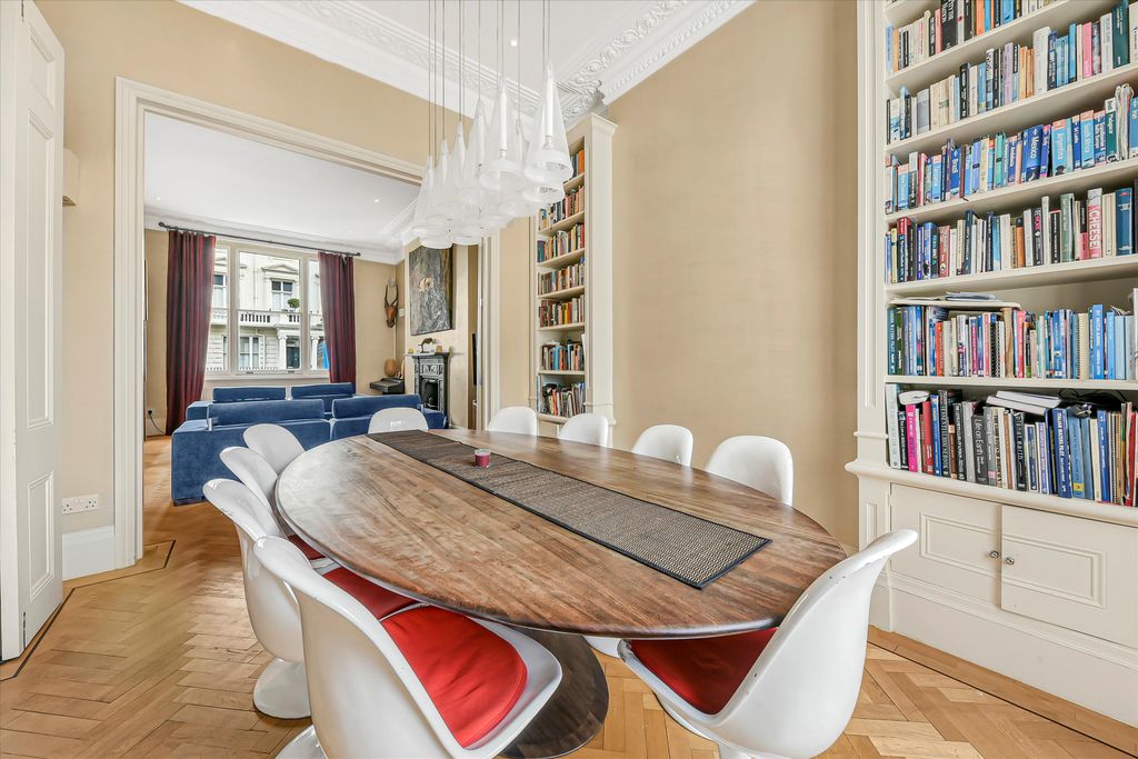 Property photo 2 of 26 Image