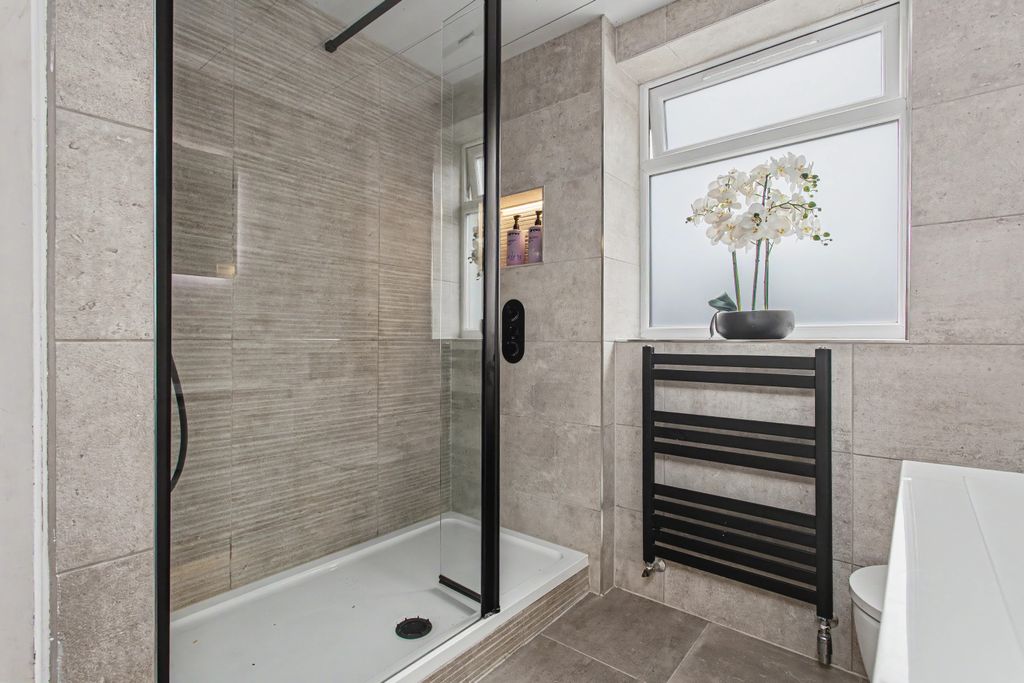 Additional image 9 of 3 bed villa for sale13 Ramsay Place, Johnstone PA5