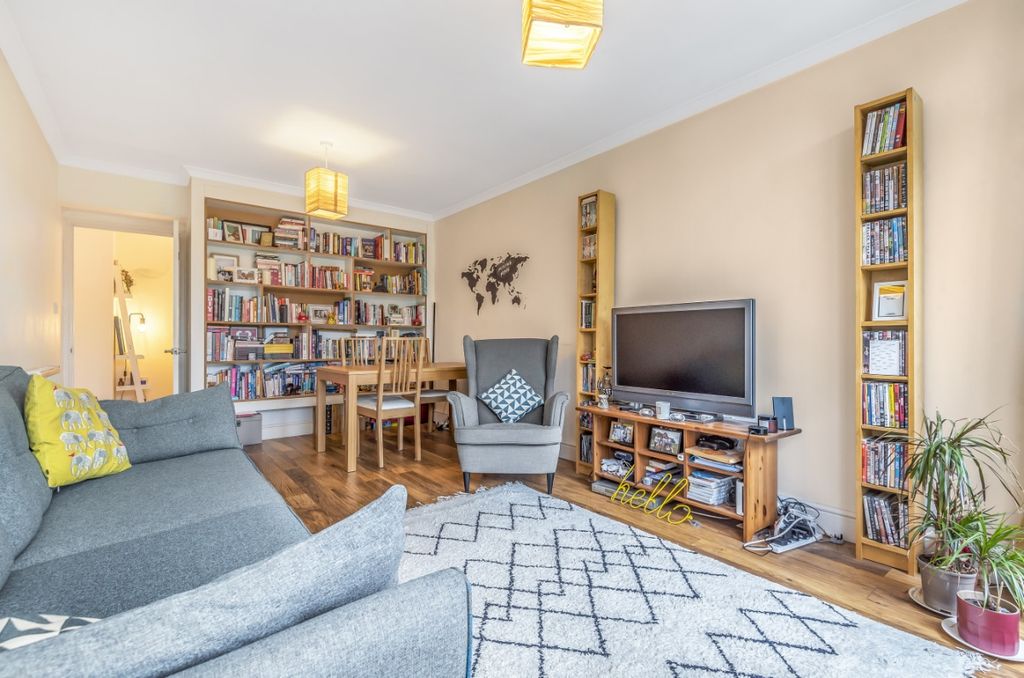 Property photo 3 of 14 674762 (3)