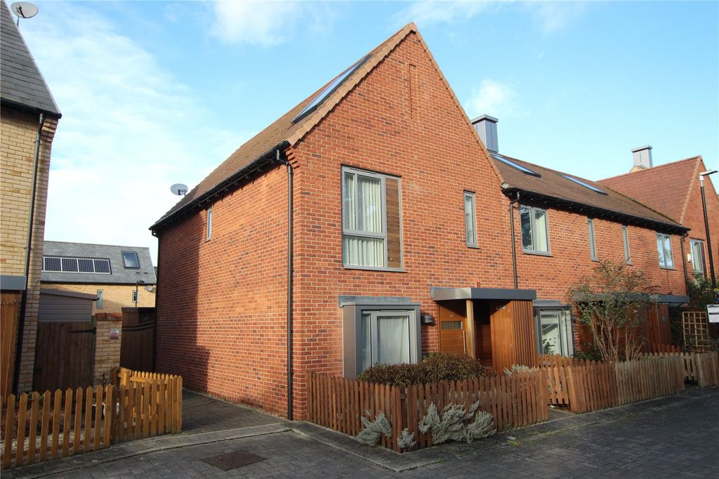 Property photo 1 of 7 Picture No. 17