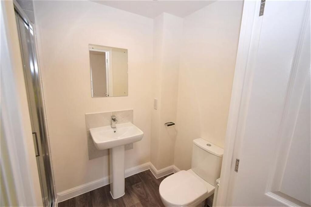 Property photo 3 of 9 WC