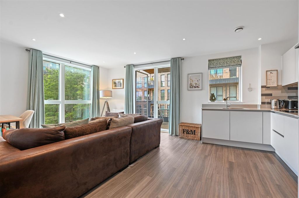 Property photo 1 of 12 Ar - Dickinson Court9.Jpg