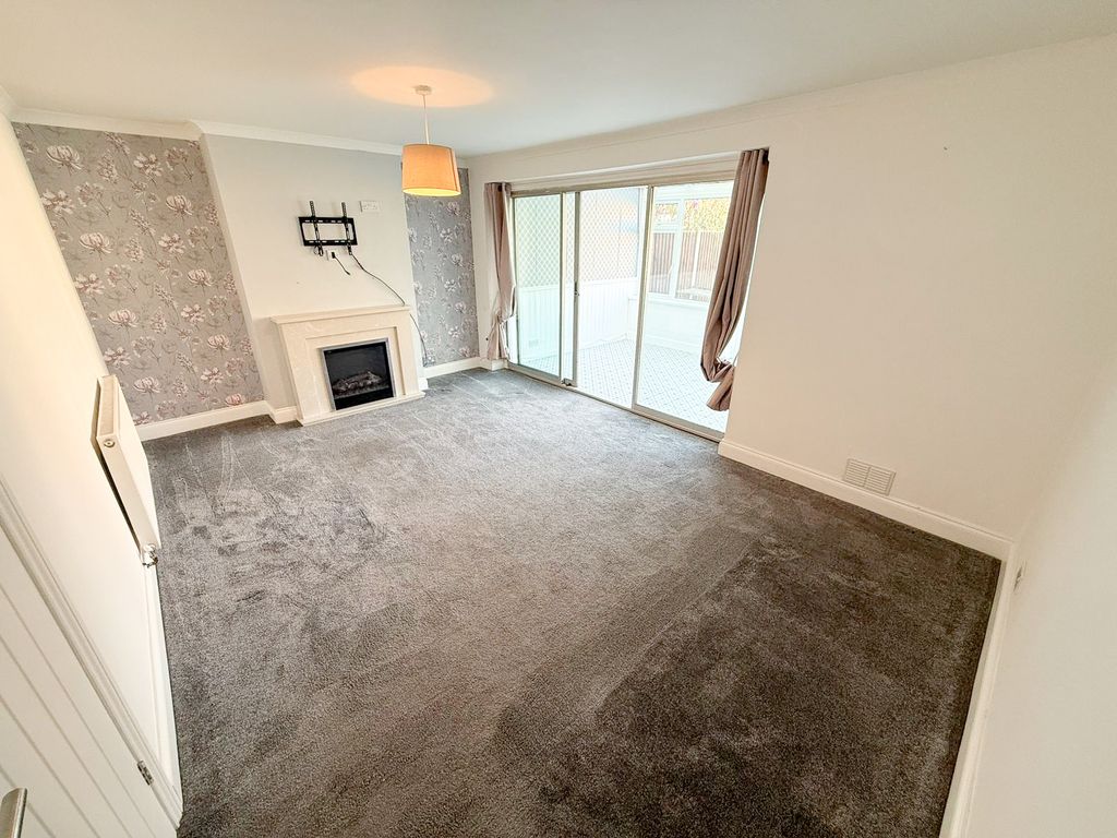 Property photo 3 of 16 Whatsapp Image 2026-04-07 At 09.48.11 (2)