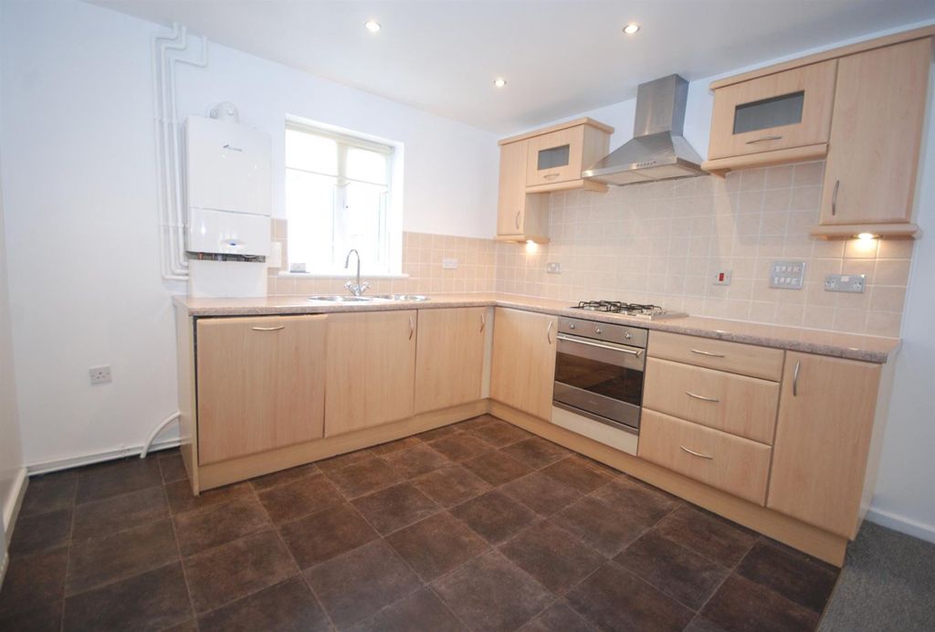 Property photo 2 of 8