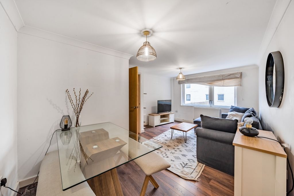 Property photo 1 of 6 1019238 (2)