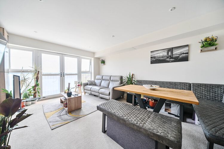 Property photo 1 of 14 1302689 14 683d83d4B2B38
