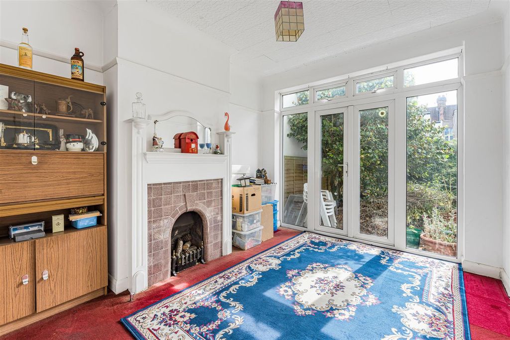 Property photo 3 of 13 Reception Room