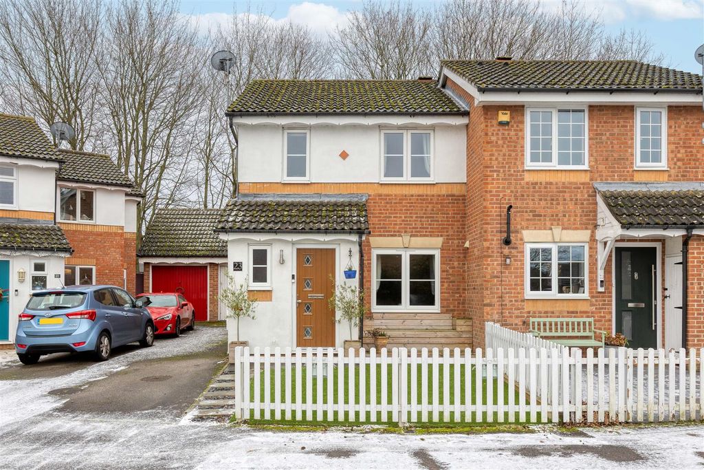 Property photo 1 of 16 Front Aspect