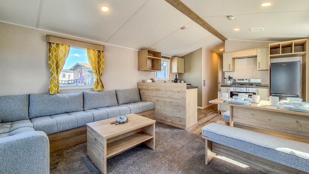 Property photo 2 of 18 20250508 093127