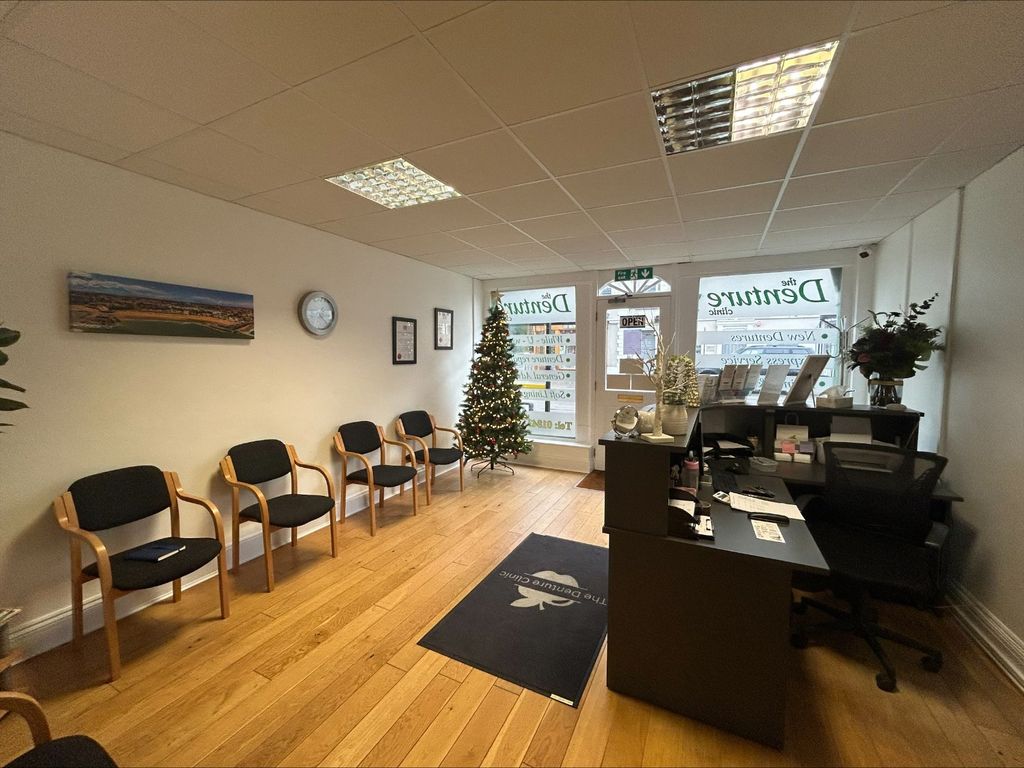 Property photo 2 of 9 Picture No. 08