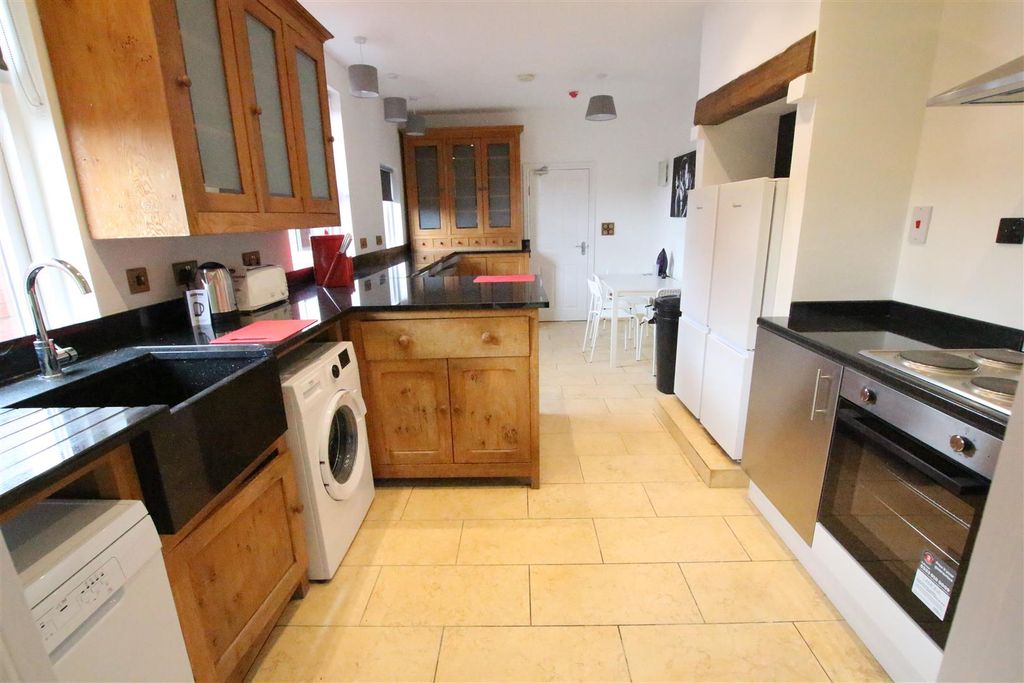 Property photo 3 of 7 Img_1341.Jpg
