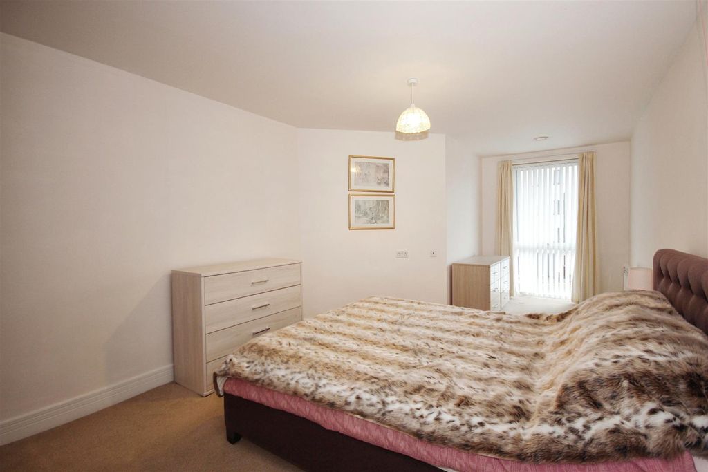 Additional image 10 of 1 bed flat for saleWilton Court, Southbank Road, Kenilworth CV8