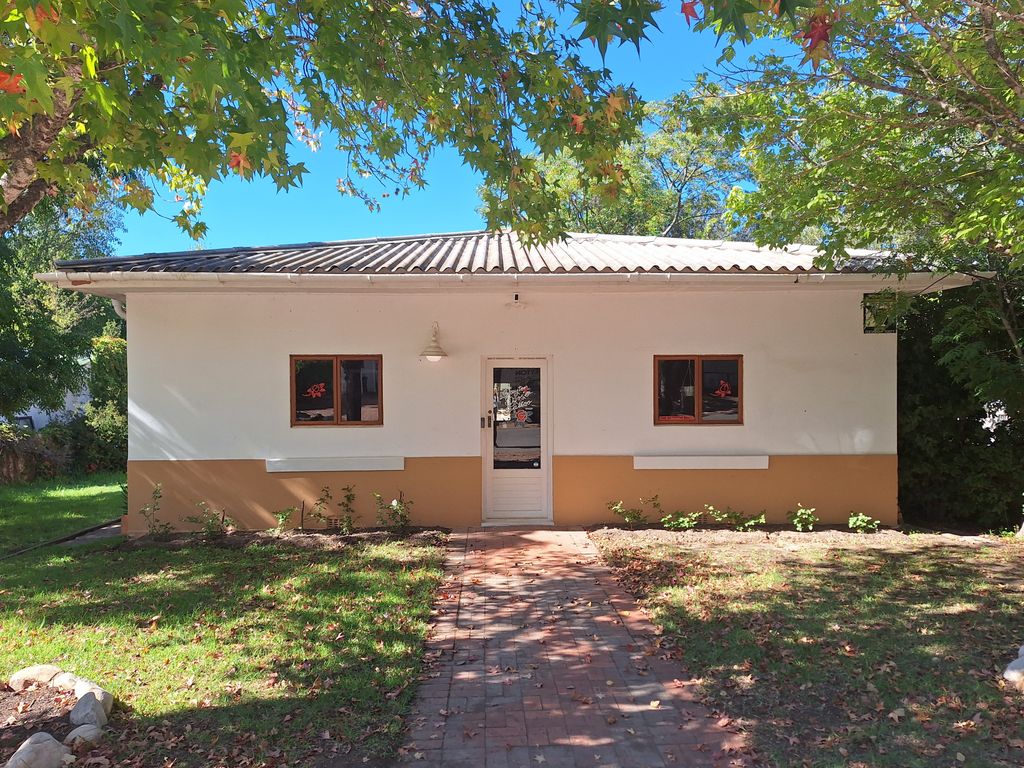 Property photo 2 of 16