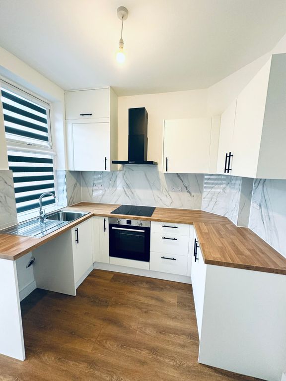 Property photo 3 of 13 Gallery