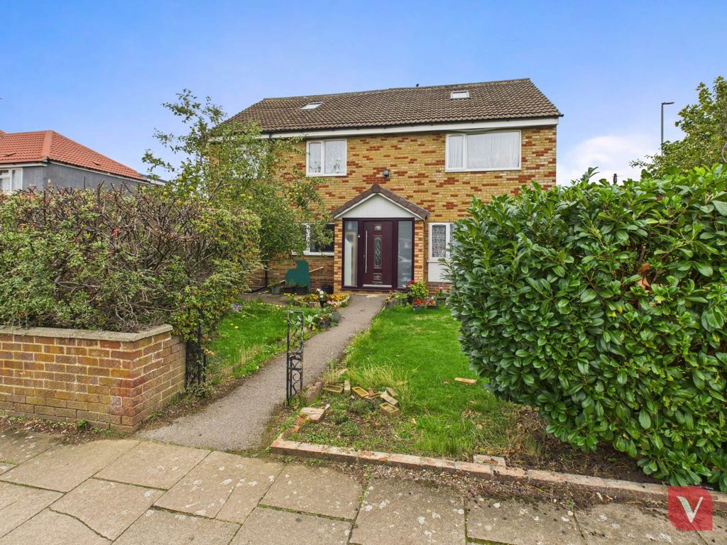 Property photo 1 of 18