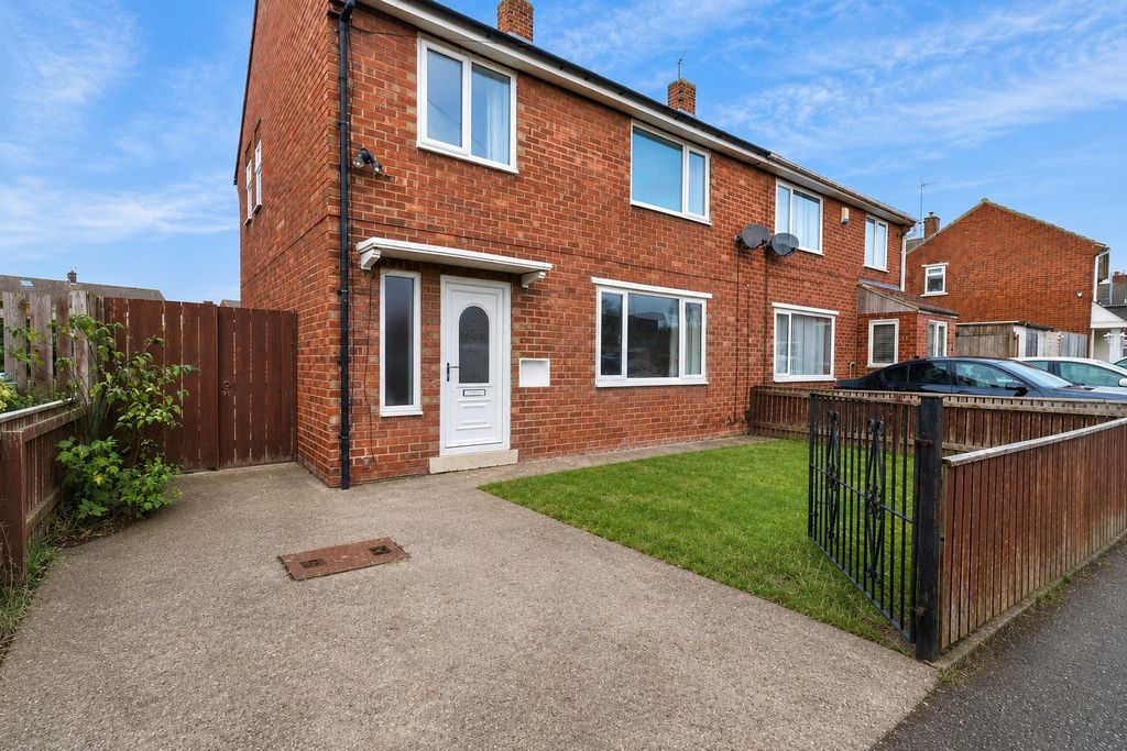 Property photo 1 of 18