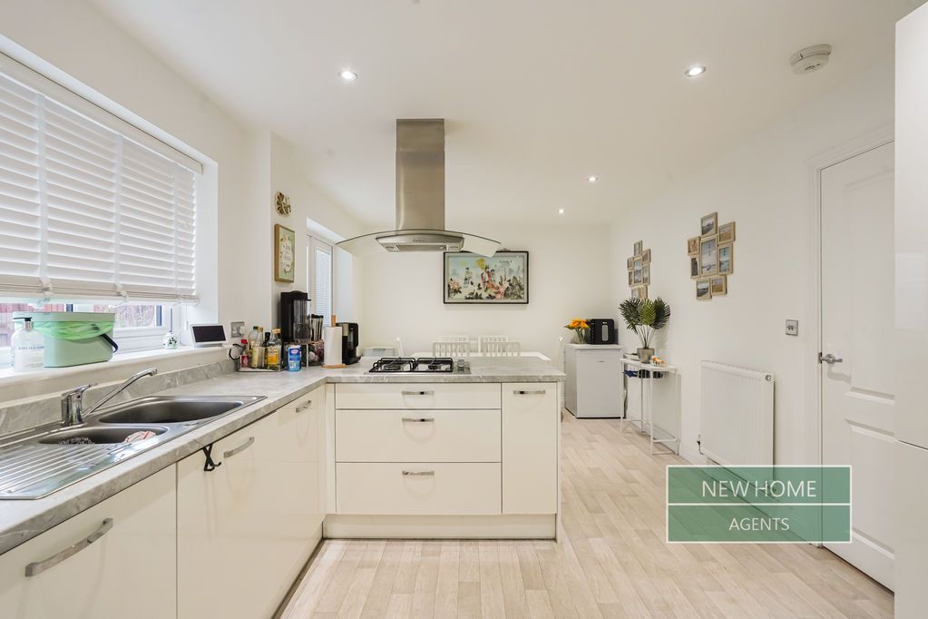 Property photo 2 of 26 Photo 20