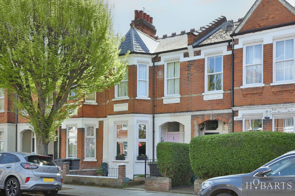 Property photo 1 of 16 2 Bedroom Ground Floor Maisonette For Sale