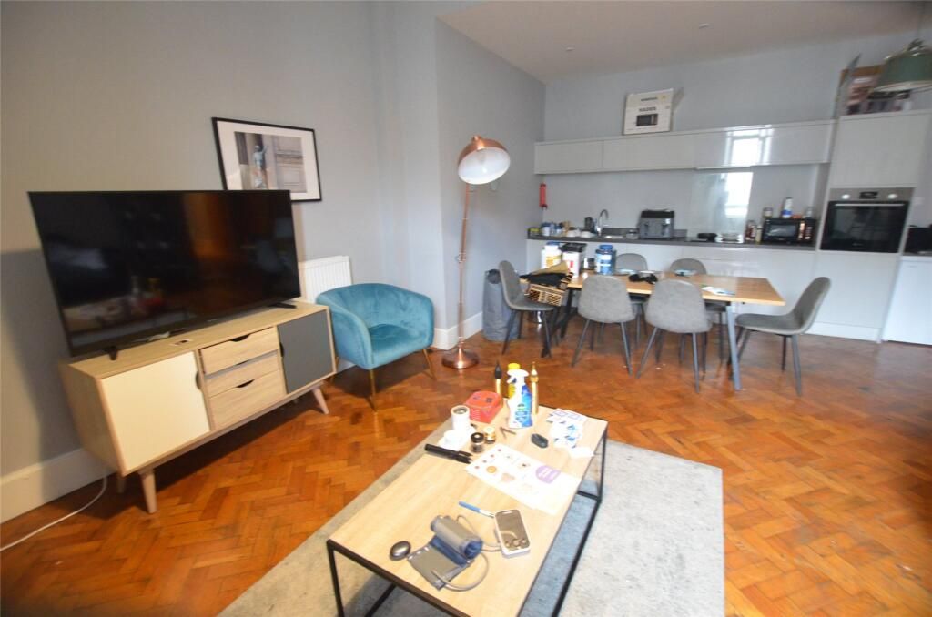 Property photo 2 of 8