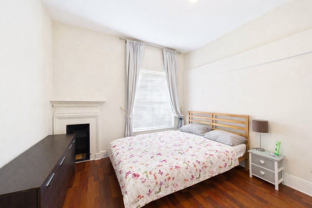 Property photo 3 of 4 Picture No. 02