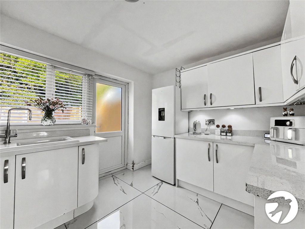 Property photo 3 of 16 Picture No. 08