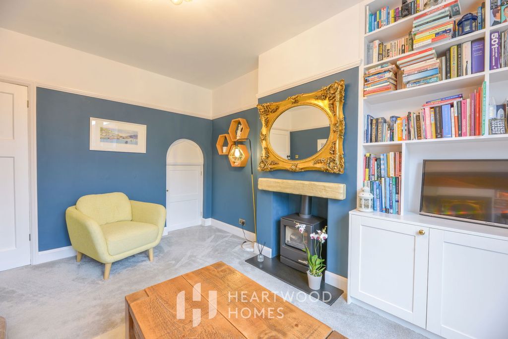 Property photo 3 of 30