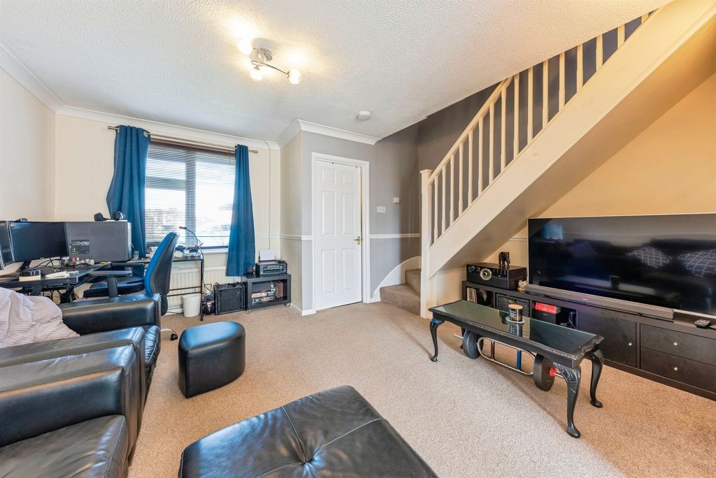 Property photo 3 of 21