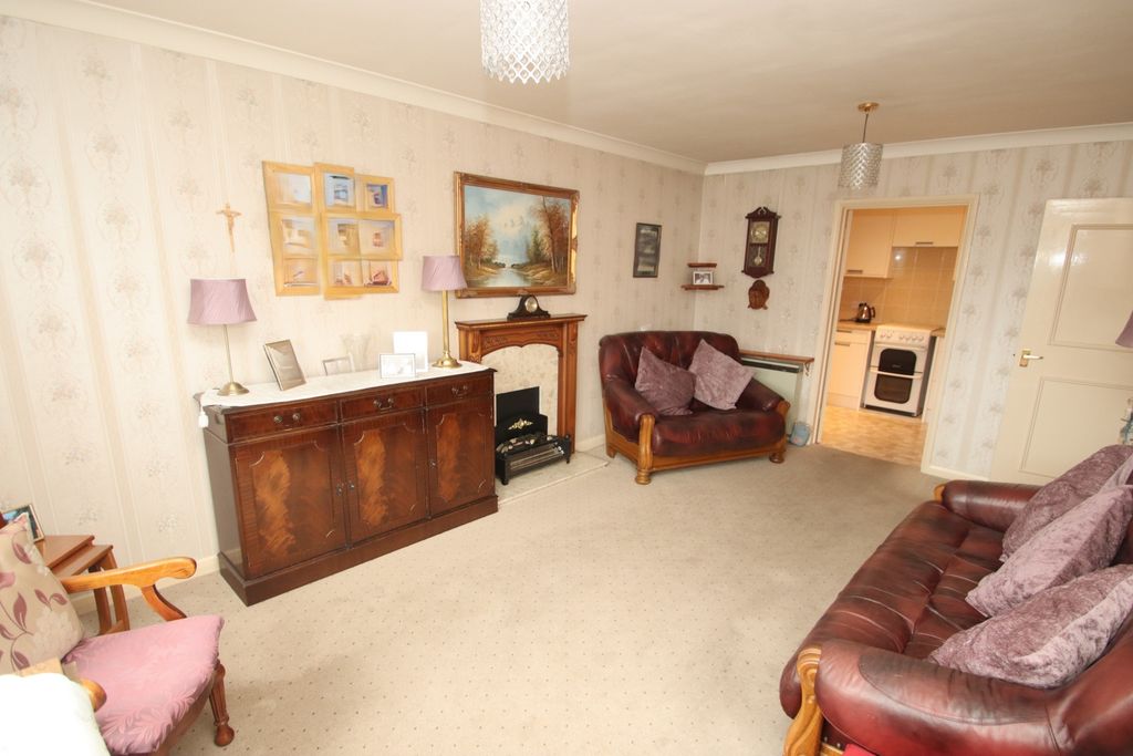 Property photo 3 of 13 Photo 7