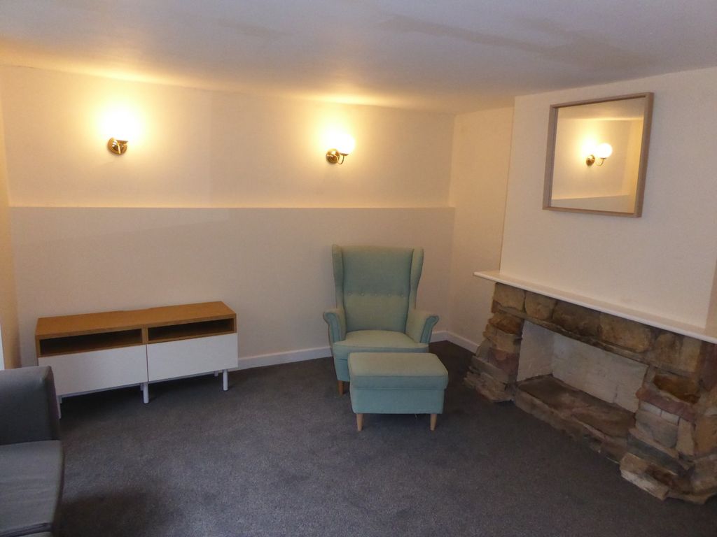 Property photo 2 of 9 4350281