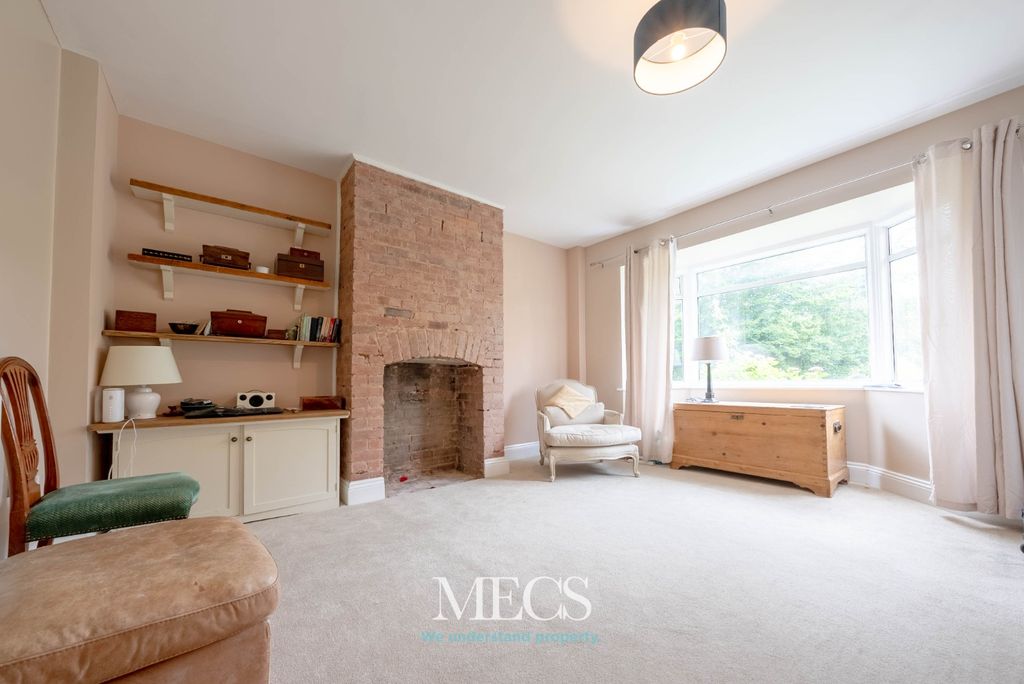 Property photo 2 of 12 4242972