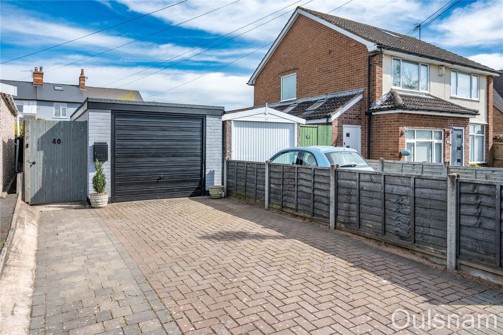 Property photo 2 of 28 Picture No. 27
