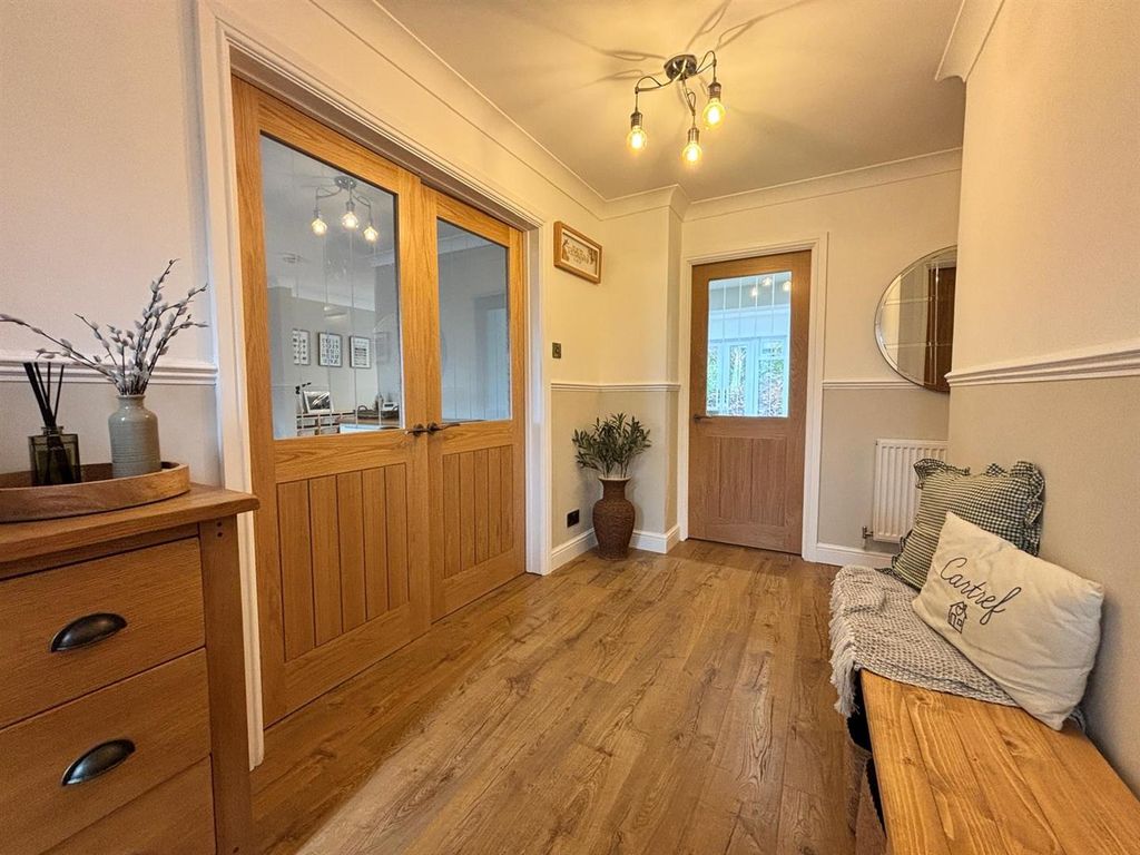 Property photo 2 of 22 4.Jpeg