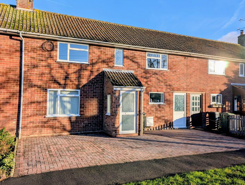 Property photo 1 of 10 Stonewell Terrace, Pershore - Refurbished Three Bedroom Home (Vacant Possession)